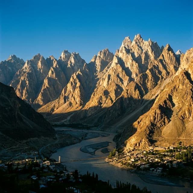 Passu Cones